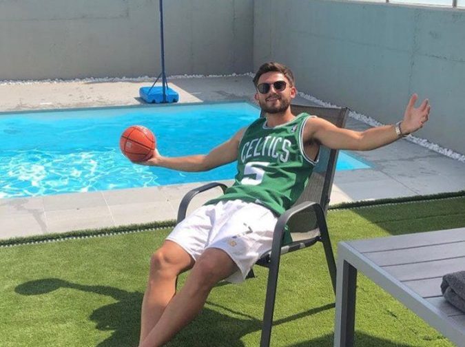 Happy bhoy Roberts enjoys a Beautiful Sunday in the sunshine