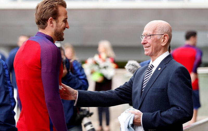 Manchester United legend sends special tribute to Bobby Lennox