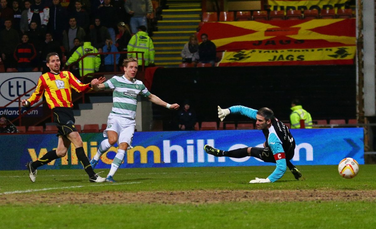 Partick Thistle player provides Celtic fan with stunning Twitter reply ...